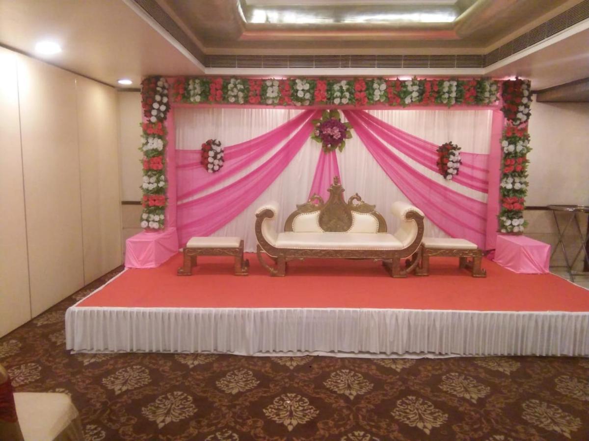 The Fern Residency Rajkot Hotel Exterior photo