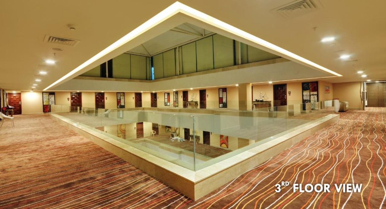 The Fern Residency Rajkot Hotel Exterior photo