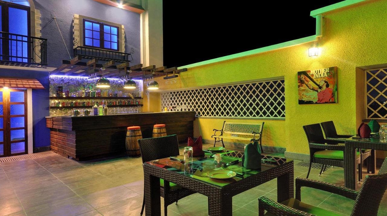 The Fern Residency Rajkot Hotel Exterior photo
