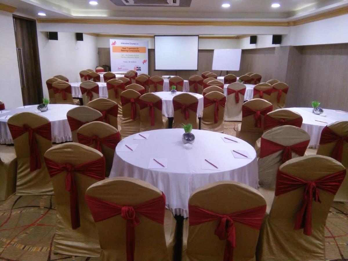 The Fern Residency Rajkot Hotel Exterior photo