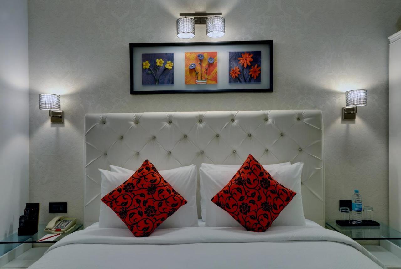 The Fern Residency Rajkot Hotel Exterior photo