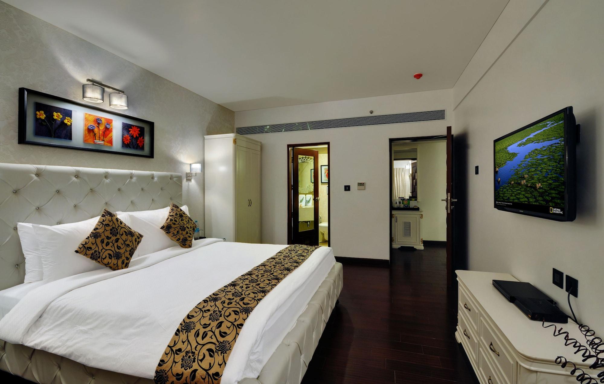 The Fern Residency Rajkot Hotel Exterior photo